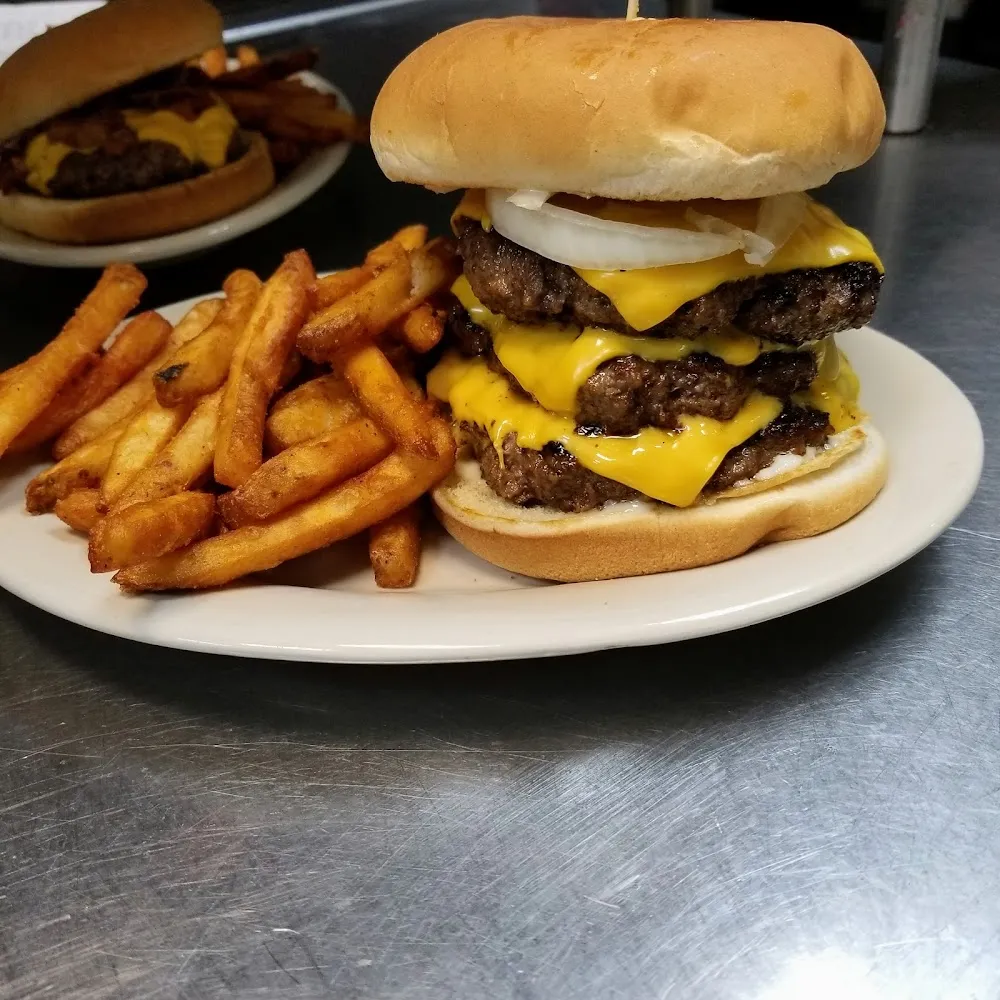 Triple Meat Cheese Burger